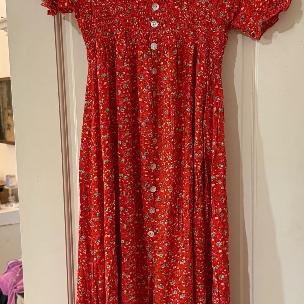 Elegant Red Floral Midi Dress